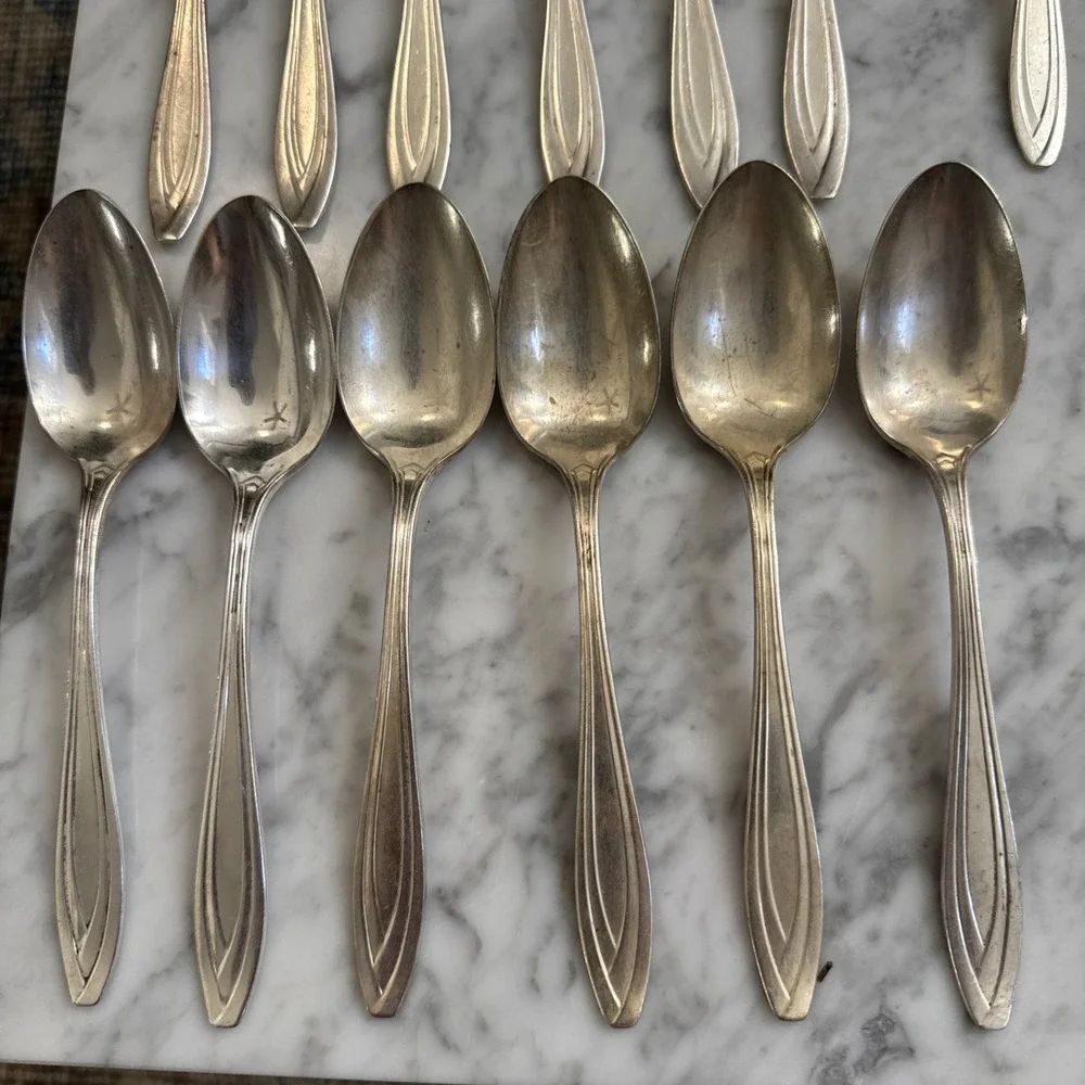 International Silver SILHOUETTE Stainless Steel Flatware-42 Piece-6 Pc Pl